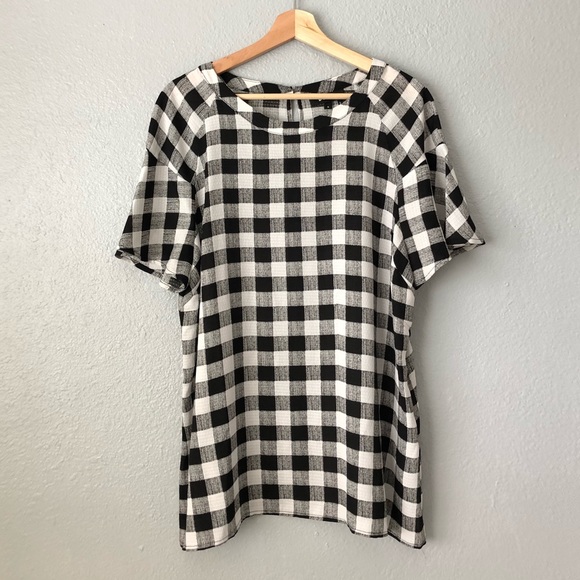 ☀️DKNY Black and White Checkered Top - Picture 2 of 6